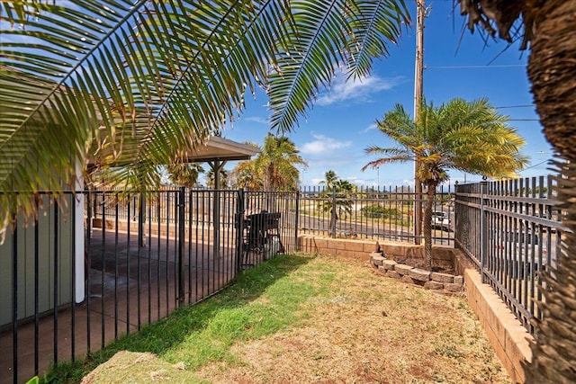 980 Kuhio Pl, Wailuku, HI 96793 - view of yard