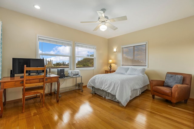 50 Uakoko Pl, Haiku, HI 96708 - bedroom featuring light wood finished floors, a desk, recessed lighting, and ceiling fan