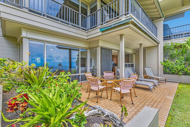 500 Bay Dr Unit 12G4, Lahaina, HI 96761 - view of patio featuring a balcony and outdoor dining space