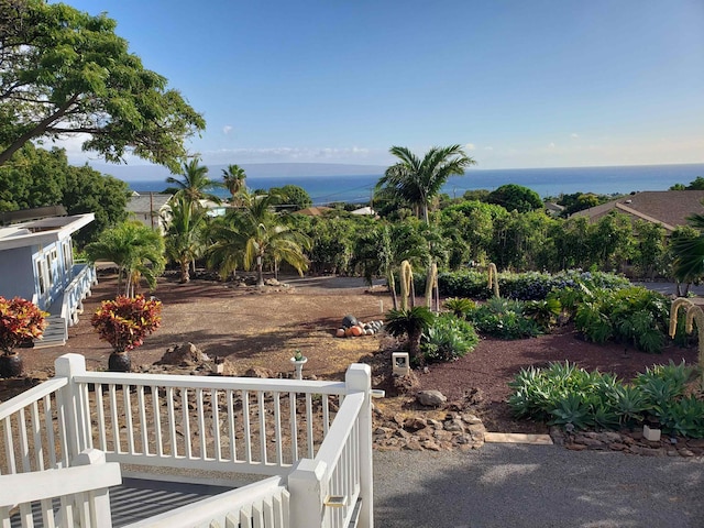 215 Aahi Pl, Kaunakakai, HI 96748 - view of yard featuring a water view
