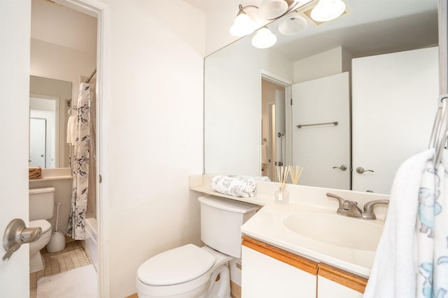 full bathroom featuring shower / bath combination with curtain, toilet, and vanity