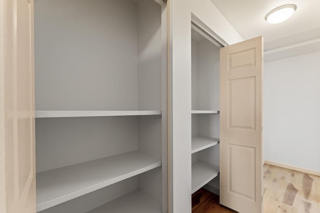 495 Kaiolohia St, Kihei, HI 96753 - view of closet