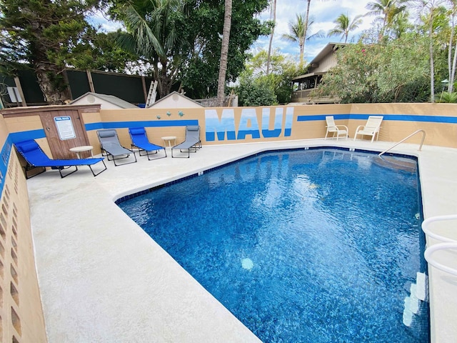 34 Wailana Pl Unit 201, Kihei, HI 96753 - community pool featuring a patio
