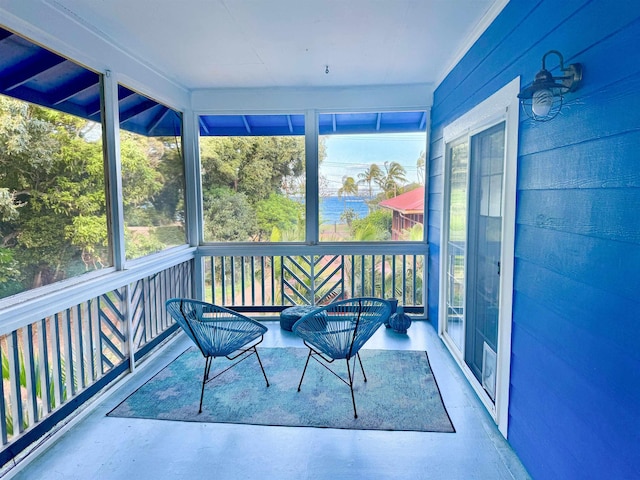 view of unfurnished sunroom