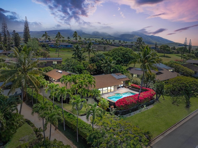 bird's eye view with a mountain view