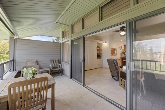 100 Ridge Rd Unit 723, Lahaina, HI 96761 - sunroom / solarium with a ceiling fan and lofted ceiling
