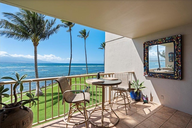 70 Hauoli St Unit 217, Wailuku, HI 96793 - balcony with a water view