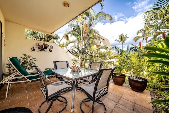 2777 S Kihei Rd Unit K 106, Kihei, HI 96753 - view of patio / terrace featuring outdoor dining area