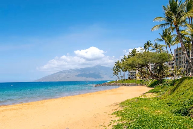 2777 S Kihei Rd Unit K 106, Kihei, HI 96753 - water view featuring mountains and nearby beach