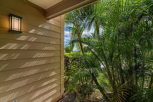 15 Kiohuohu Ln Unit 24-2, Lahaina, HI 96761 - view of exterior entry featuring a patio