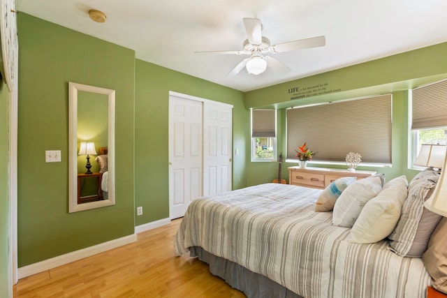 40 Hoola Lei Pl, Kihei, HI 96753 - bedroom featuring light wood-style flooring, a closet, baseboards, and ceiling fan