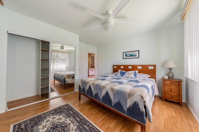 washroom with washing machine and clothes dryer, sink, and light tile patterned floors