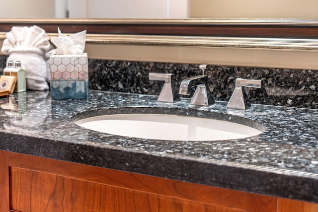 bathroom featuring sink