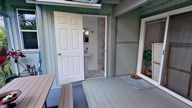view of entrance to property