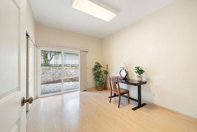 61 Huluhulu Pl, Kahului, HI 96732 - office space with wood finished floors and baseboards