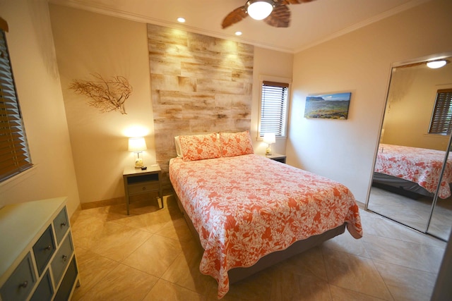 bedroom with crown molding, tile patterned floors, a ceiling fan, recessed lighting, and baseboards
