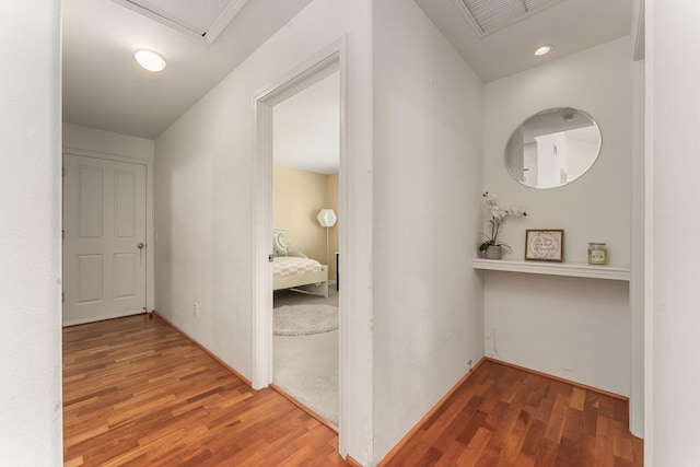 35 Emoloa Pl, Wailuku, HI 96793 - hall featuring wood finished floors and recessed lighting