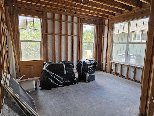 160 Kuli Puu St, Kihei, HI 96753 - misc room featuring concrete floors