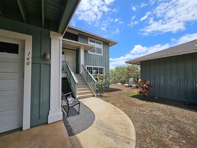 160 Kuli Puu St, Kihei, HI 96753 - property entrance featuring board and batten siding