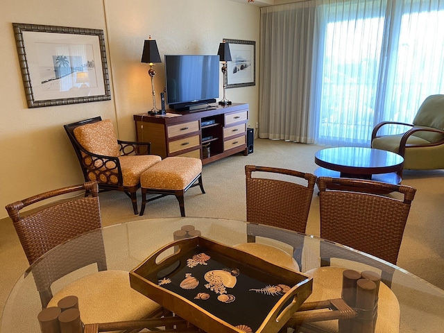 2481 Kaanapali Pkwy Unit 620V, Lahaina, HI 96761 - living room with light carpet