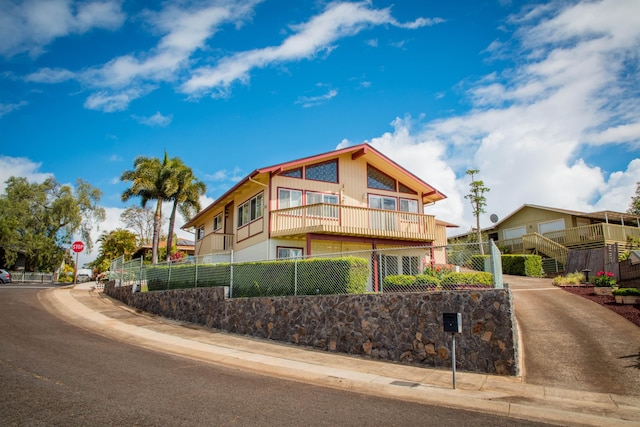 view of front of property