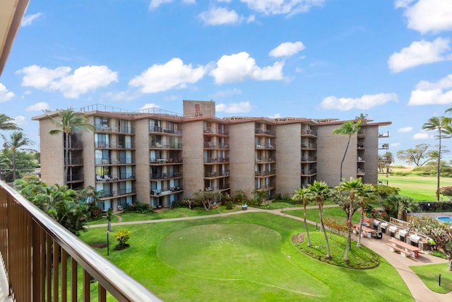938 S Kihei Rd Unit 403, Kihei, HI 96753 - view of apartment building / complex featuring golf course view