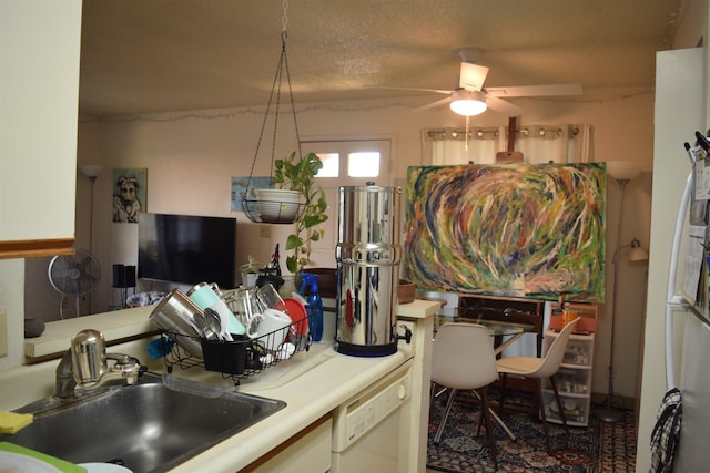 140 Uwapo Rd Unit 41-203, Kihei, HI 96753 - kitchen featuring dishwasher, ceiling fan, and light countertops