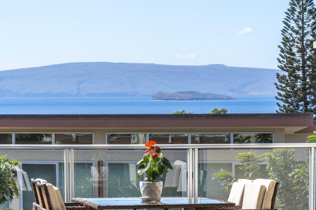 property view of mountains featuring a water view