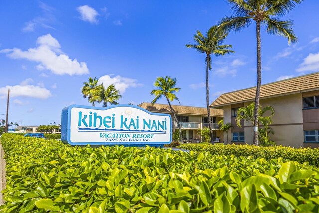 view of community / neighborhood sign