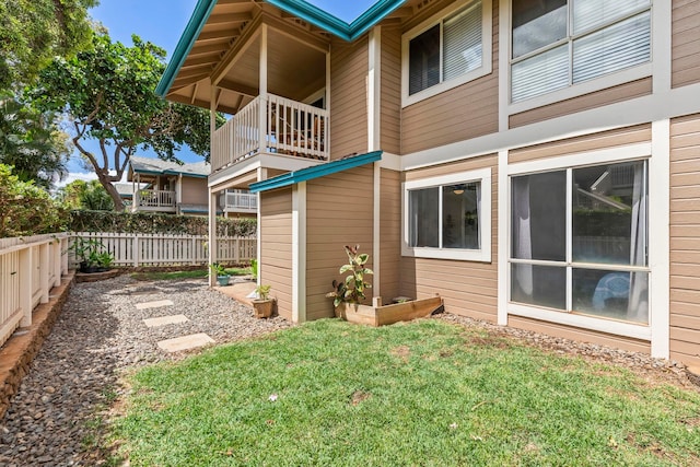 480 Kenolio Rd Unit 13-101, Kihei, HI 96753 - view of side of property with a balcony