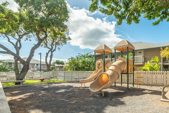 480 Kenolio Rd Unit 13-101, Kihei, HI 96753 - view of communal playground