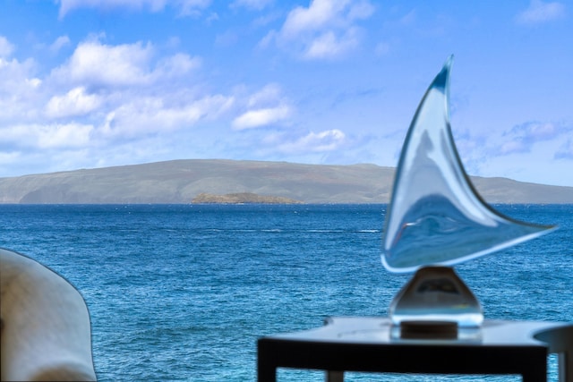 4000 Wailea Alanui Dr Unit 502, Kihei, HI 96753 - water view featuring a mountain backdrop