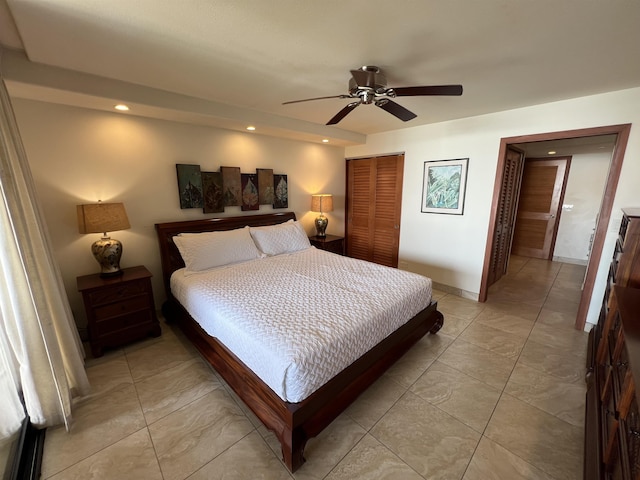 bedroom featuring recessed lighting, baseboards, a ceiling fan, and a closet