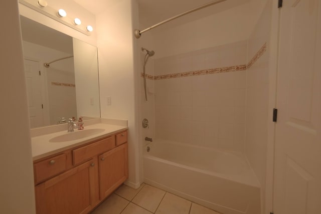 40 Halili Ln Unit 4J, Kihei, HI 96753 - full bath featuring tile patterned flooring, shower / tub combination, and vanity