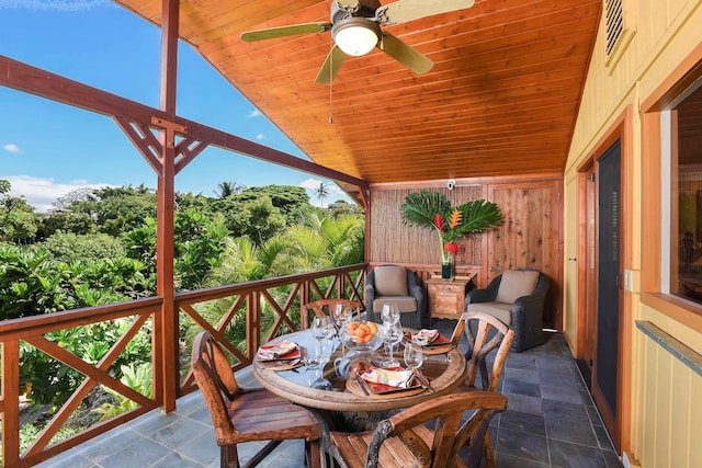 679 Kaapuni Pl, Kihei, HI 96753 - view of patio / terrace with a ceiling fan