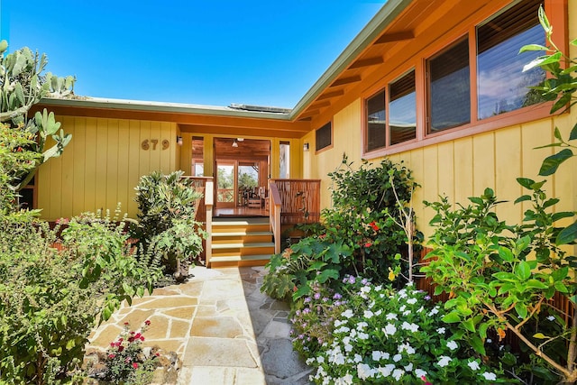 679 Kaapuni Pl, Kihei, HI 96753 - property entrance featuring a porch