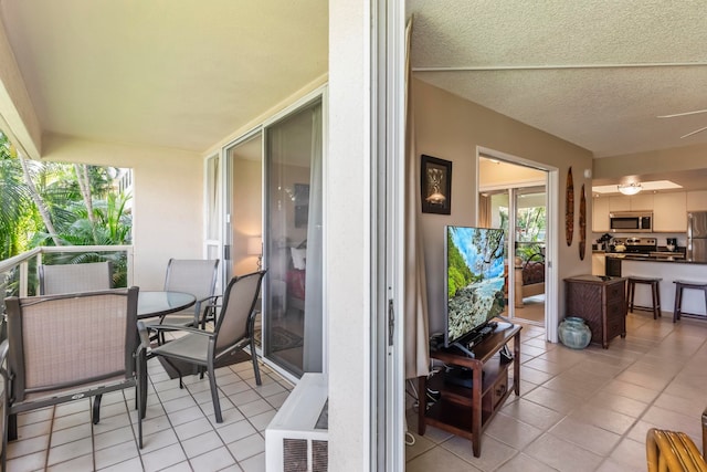 balcony with outdoor dining space