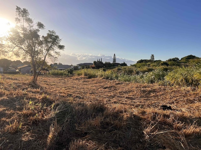 Listing photo 3 for 850 Makani Rd, Makawao HI 96768