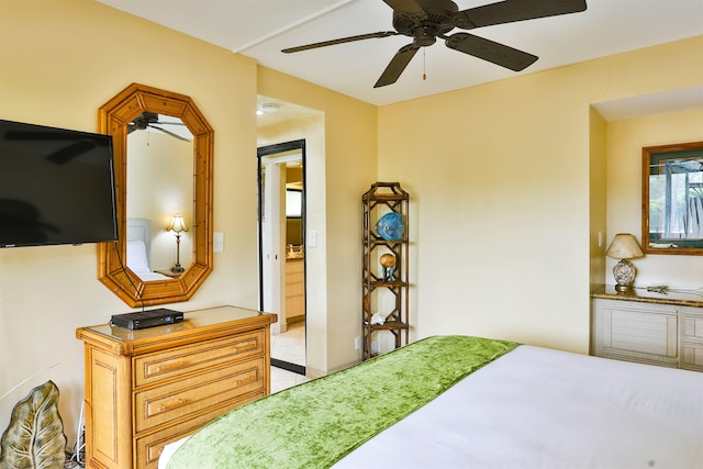 bedroom featuring ceiling fan