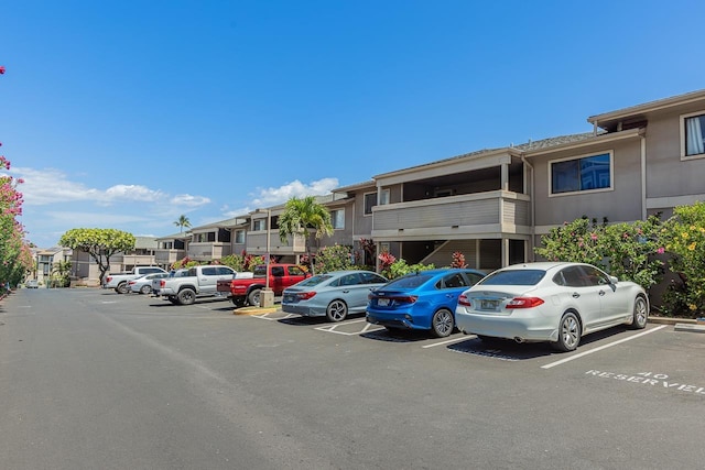 2747 S Kihei Rd Unit H208, Kihei, HI 96753 - uncovered parking lot featuring a residential view