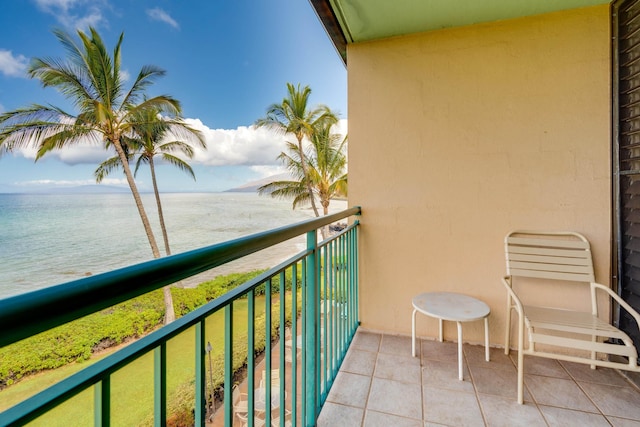 2142 Iliili Rd Unit 303, Kihei, HI 96753 - balcony featuring a water view