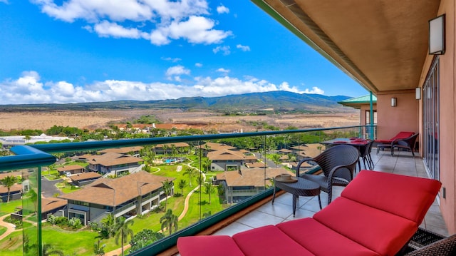 130 Kai Malina Pkwy Unit Nr1026, Lahaina, HI 96761 - balcony featuring a mountain view and an outdoor hangout area