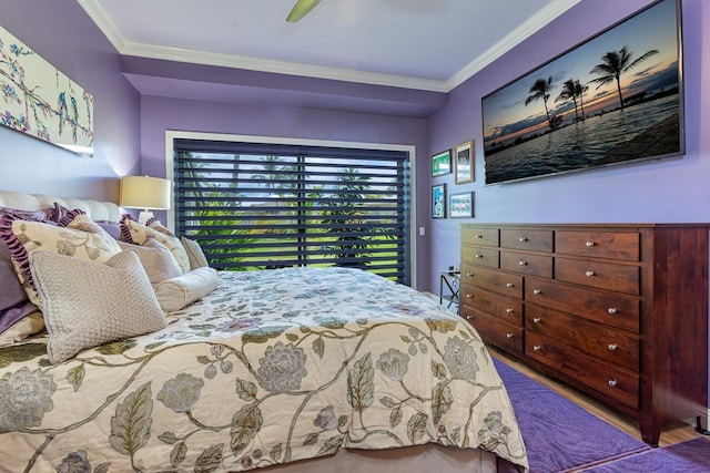 bedroom with crown molding and ceiling fan