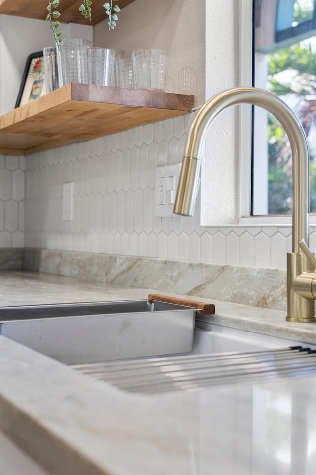 details with decorative backsplash