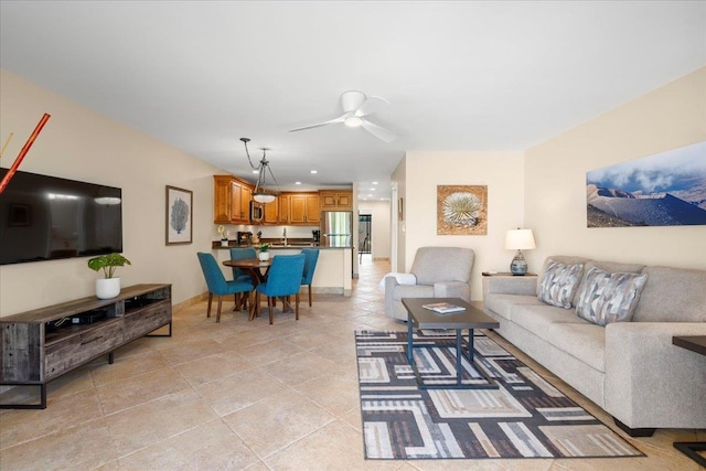 2777 S Kihei Rd Unit L-109, Kihei, HI 96753 - living room with a ceiling fan and recessed lighting