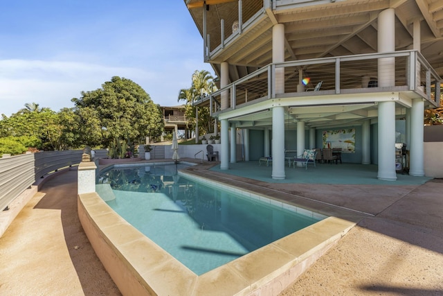 view of swimming pool featuring a patio