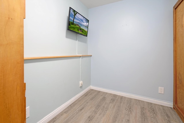 3788 Lower Honoapiilani Rd Unit C102, Lahaina, HI 96761 - spare room featuring wood finished floors and baseboards