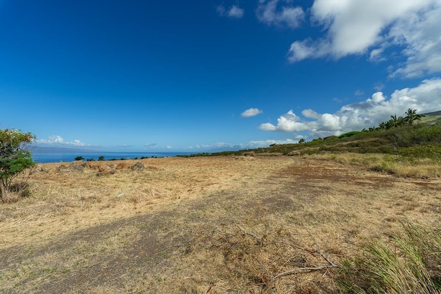 Listing photo 2 for 160 Paia Pohaku Pl Lot 13A, Lahaina HI 96761