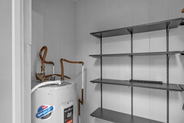 471 Liholiho St Unit 23, Wailuku, HI 96793 - utility room with electric water heater