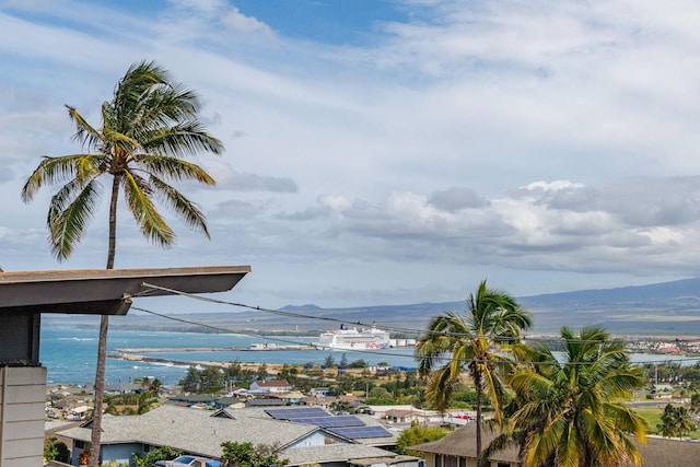 471 Liholiho St Unit 23, Wailuku, HI 96793 - water view with a notable bridge